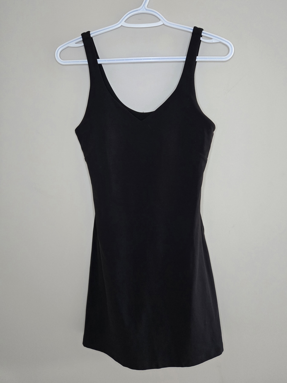 Lululemon Athletica black align dress, like new, size 8